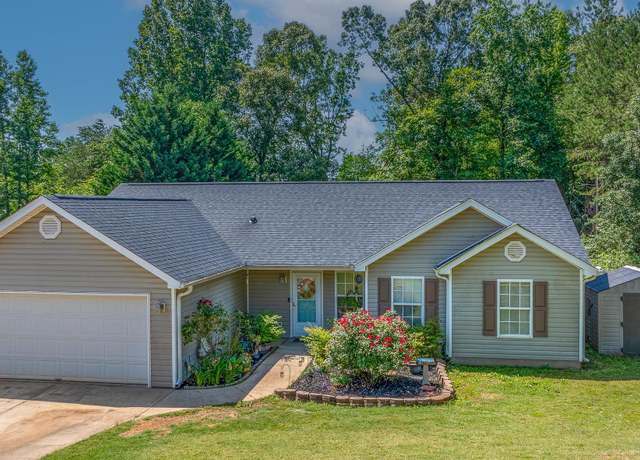 Property at 10 Sunset Mountain Ct, Travelers Rest, SC 29690, 4 beds, 2 baths