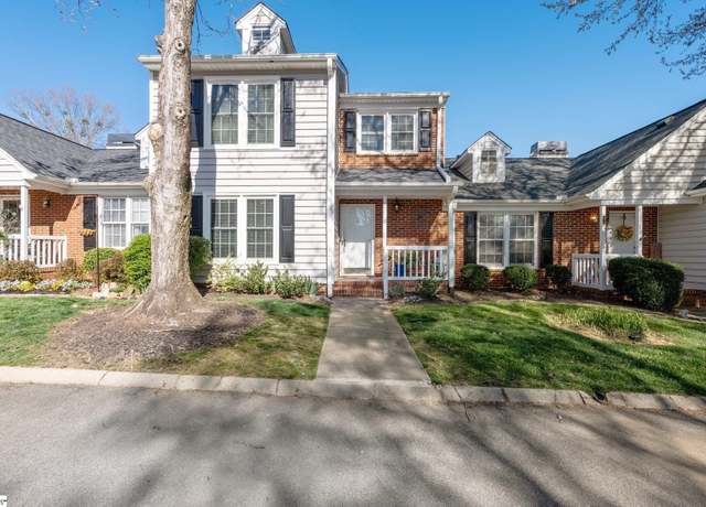 Property at 40 Wood Pointe Dr Unit 11, Greenville, SC 29615, 3 beds, 2.5 baths