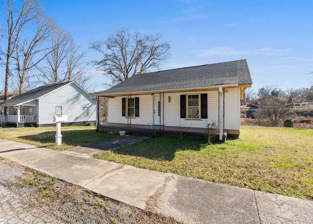 Property at 270 Beason St, Woodruff, SC 29388, 2 beds, 2 baths