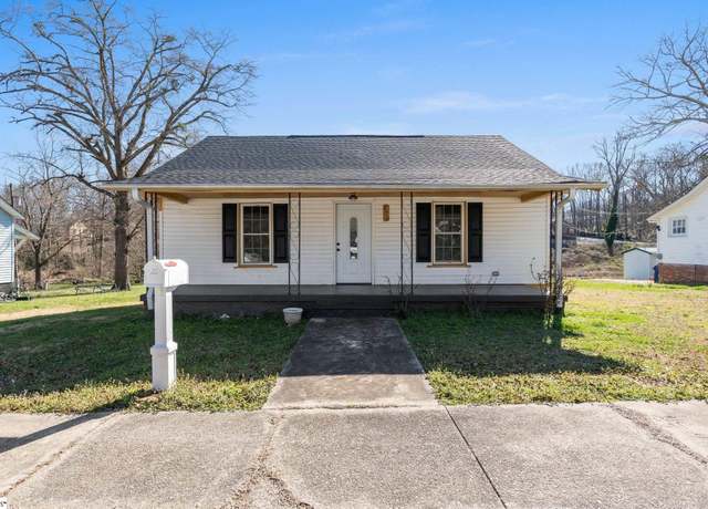 Property at 270 Beason St, Woodruff, SC 29388, 2 beds, 2 baths