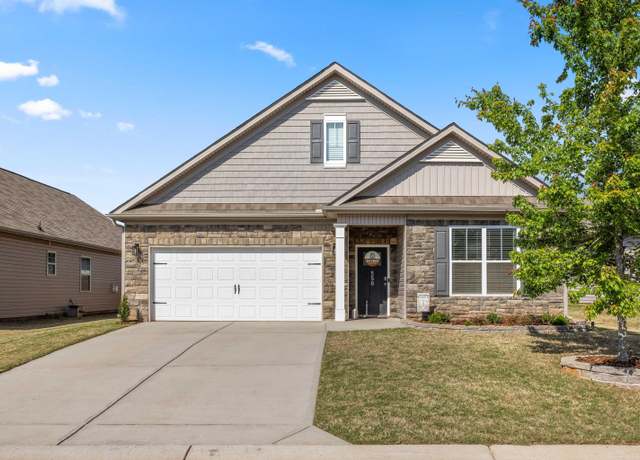 Property at 550 Castleby Dr, Duncan, SC 29334, 3 beds, 2 baths