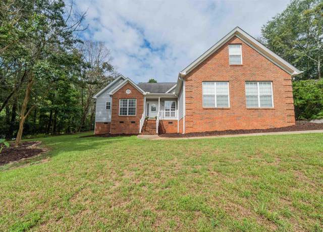 Property at 200 Holly Chase Dr, Piedmont, SC 29673, 4 beds, 3.5 baths