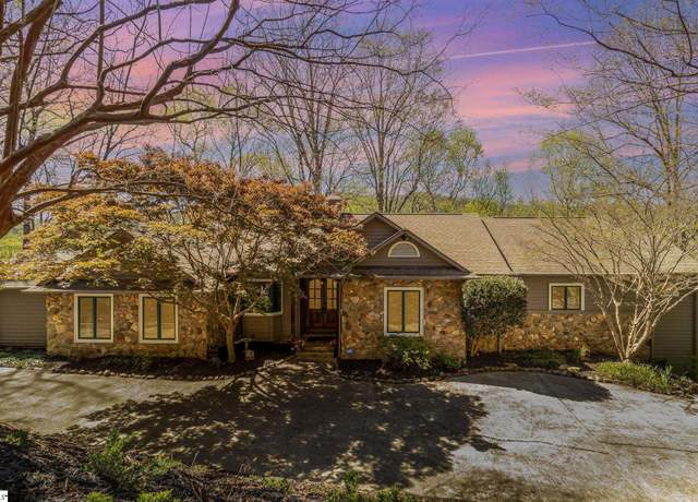 Property at 119 Foxboro Rd, Travelers Rest, SC 29690, 5 beds, 4 baths