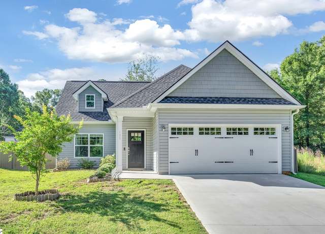 Property at 135 Stevenson Dr, Belton, SC 29627, 3 beds, 2 baths