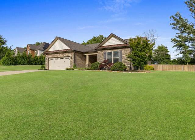 Property at 121 Floyd Meadow Dr, Inman, SC 29349, 3 beds, 2.5 baths