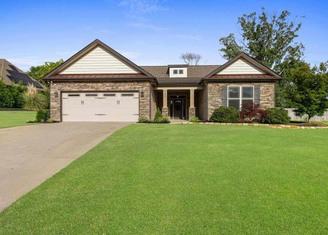Property at 121 Floyd Meadow Dr, Inman, SC 29349, 3 beds, 2.5 baths