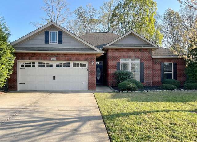 Property at 410 Airdale Ln, Simpsonville, SC 29680, 3 beds, 2 baths