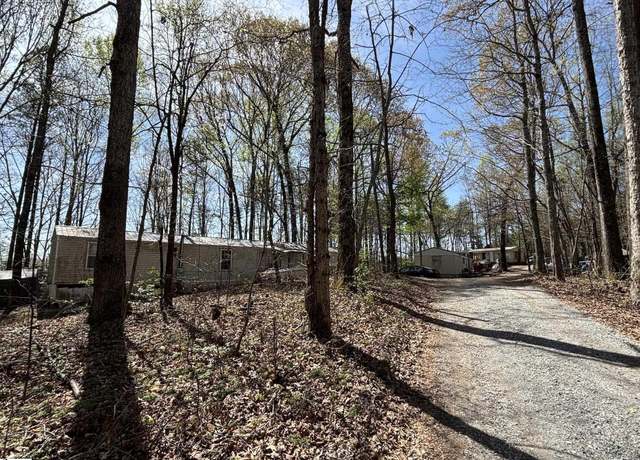 Property at 2861 N 25 Hwy, Travelers Rest, SC 29690, 6 beds, 3 baths