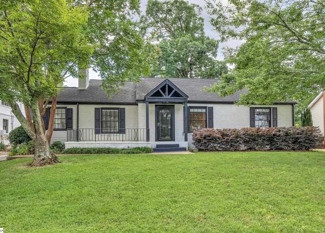 Property at 453 Longview Ter, Greenville, SC 29605, 3 beds, 3 baths