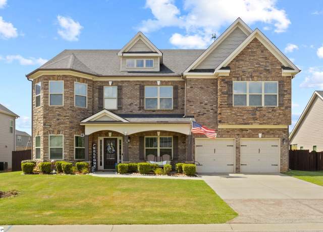 Property at 14 Foxmoor Ct, Simpsonville, SC 29680, 4 beds, 3 baths