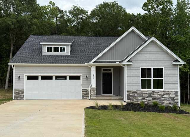 Property at 231 Patch Dr, Spartanburg, SC 29302, 4 beds, 3 baths