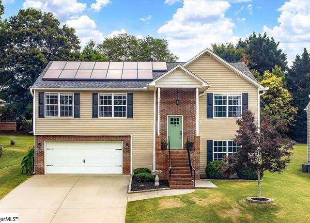Property at 34 Spring Fellow Ln, Taylors, SC 29687-1714, 4 beds, 3 baths