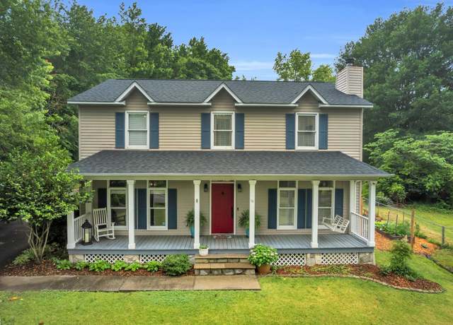 Property at 16 Farrell Kirk Ln, Greenville, SC 29615, 4 beds, 2.5 baths