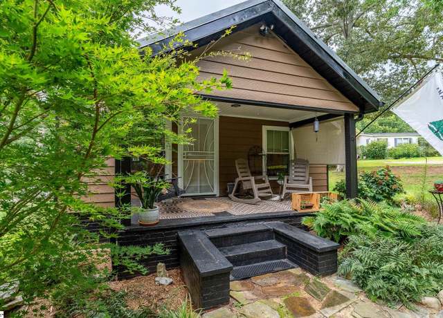 Property at 2261 Fews Chapel Rd Unit 2261 Fews Chapel RD, Greer, SC 29651, 2 beds, 1 bath