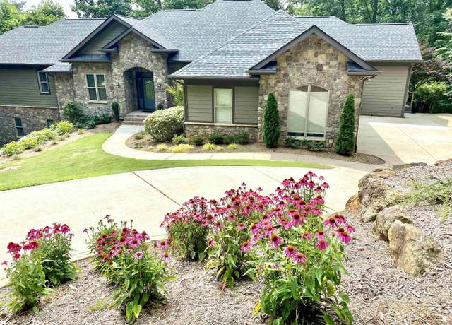 Property at 15 Falling Leaf Dr, Travelers Rest, SC 29690, 4 beds, 4.5 baths