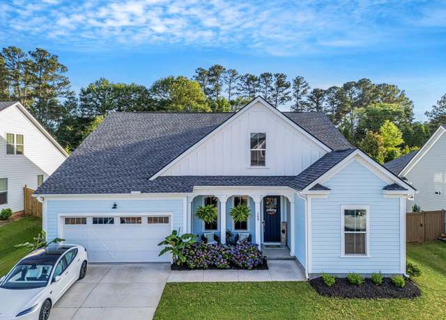 Property at 309 Nebbiolo Ln, Simpsonville, SC 29681, 4 beds, 2.5 baths