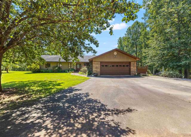 Property at 450 Weatherly Rd, Inman, SC 29349, 3 beds, 2 baths