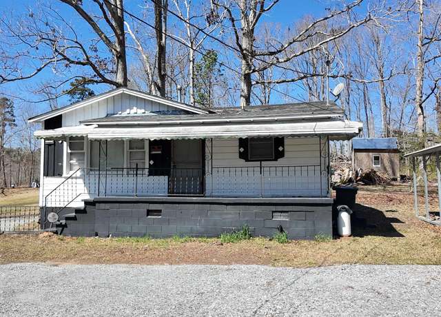 Property at 158 W Bluford St, Clinton, SC 29325, 2 beds, 1 bath