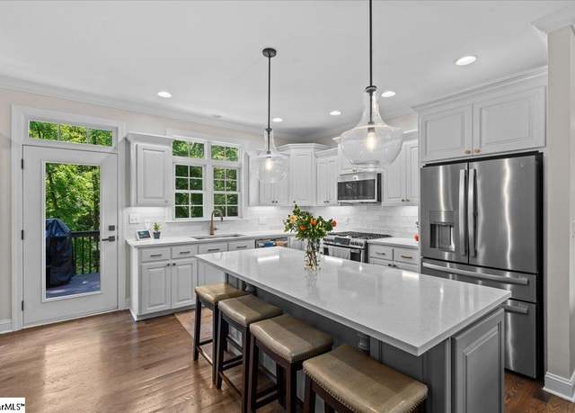 Property at 115 Woods Way, Anderson, SC 29625, 4 beds, 3 baths