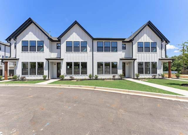 Property at 34 Dean Pleasant Dr, Greenville, SC 29607, 3 beds, 2.5 baths