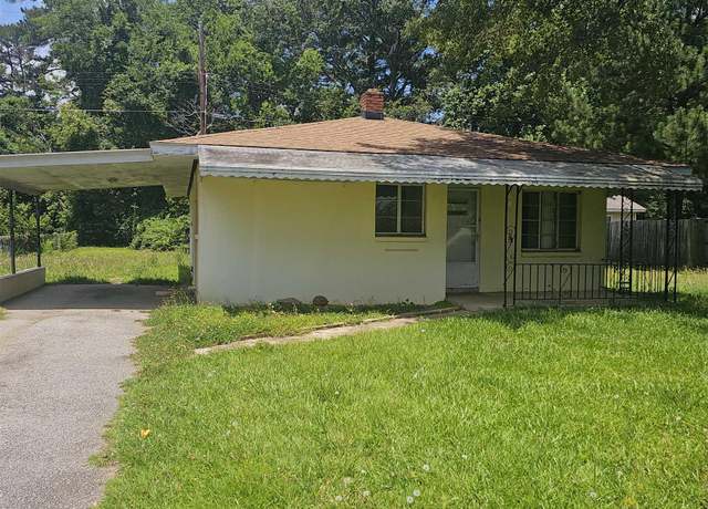 Property at 2336 W Croft Cir, Spartanburg, SC 29302, 2 beds, 1 bath
