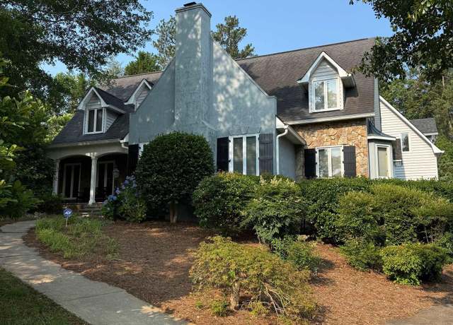 Property at 100 Heritage Hills Dr, Spartanburg, SC 29307, 3 beds, 2.5 baths
