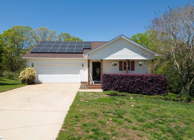 Property at 27 Raynes Ct, Taylors, SC 29687, 3 beds, 2 baths