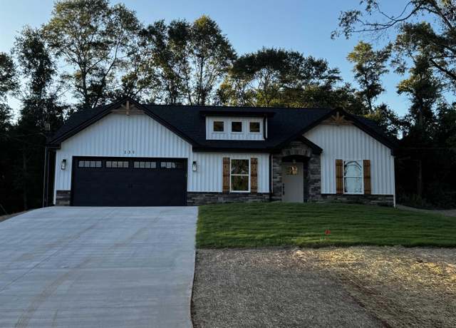 Property at 135 Westwood Cir, Anderson, SC 29626, 4 beds, 2 baths