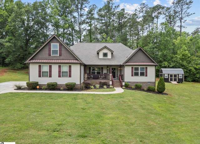 Property at 124 Still Creek Ct, Easley, SC 29640, 4 beds, 2 baths