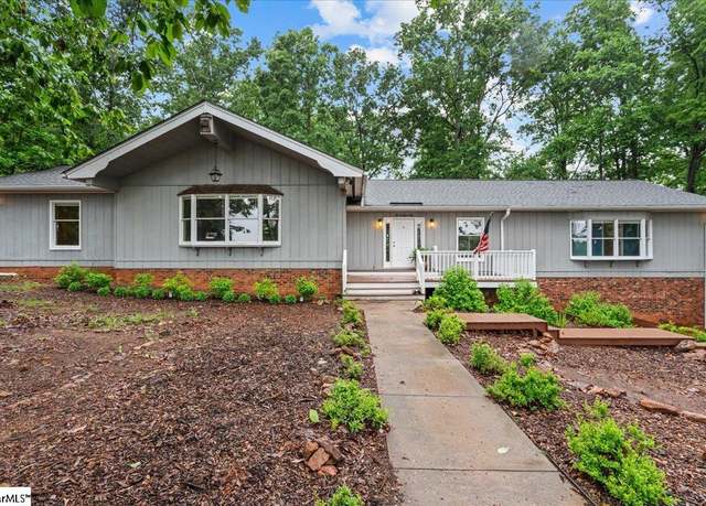 Property at 201 Stoneridge Rd, Spartanburg, SC 29306, 4 beds, 3 baths