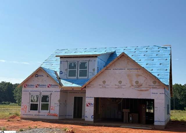 Property at 121 Gleneddie Rd, Anderson, SC 29624, 4 beds, 3 baths