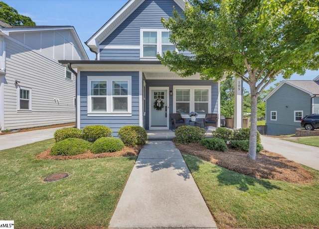 Property at 105 Greenridge Dr, Greenville, SC 29607, 3 beds, 2.5 baths