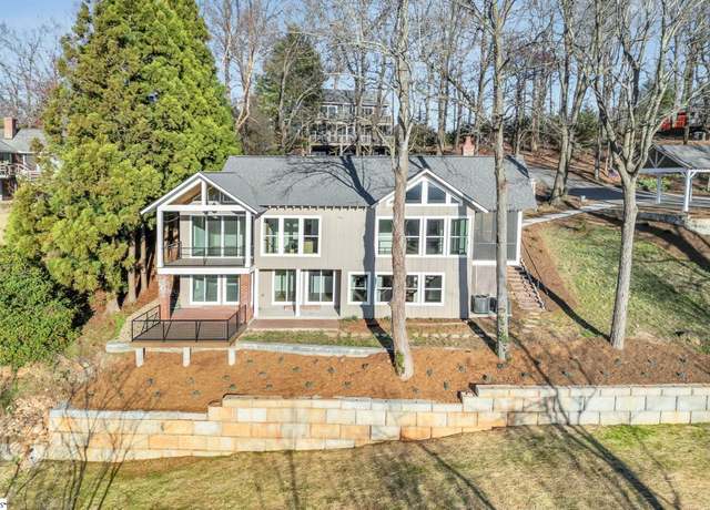 Property at 987 Altamont Rd, Greenville, SC 29609-6201, 3 beds, 3 baths