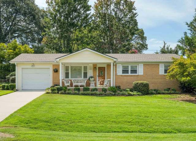 Property at 9 Ogden Dr, Greenville, SC 29617, 3 beds, 1.5 baths