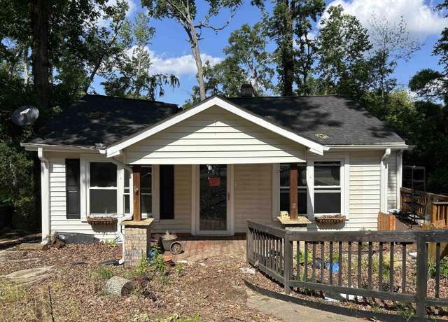Property at 428 Academy St, Laurens, SC 29360, 2 beds, 1 bath