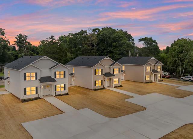 Property at 3838 Maid Marion Ln, Spartanburg, SC 29302, 12 beds, 10 baths