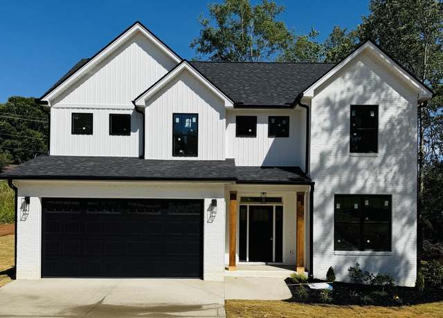 Property at 6 Eastwood Ct, Taylors, SC 29687, 3 beds, 2.5 baths