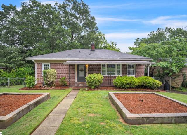 Property at 5 Camelot Ln, Greenville, SC 29611, 2 beds, 2 baths