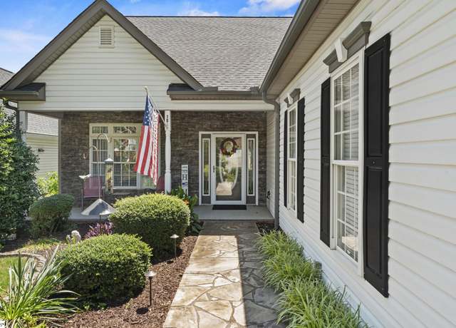Property at 105 Garden View Ct, Piedmont, SC 29673, 3 beds, 3 baths