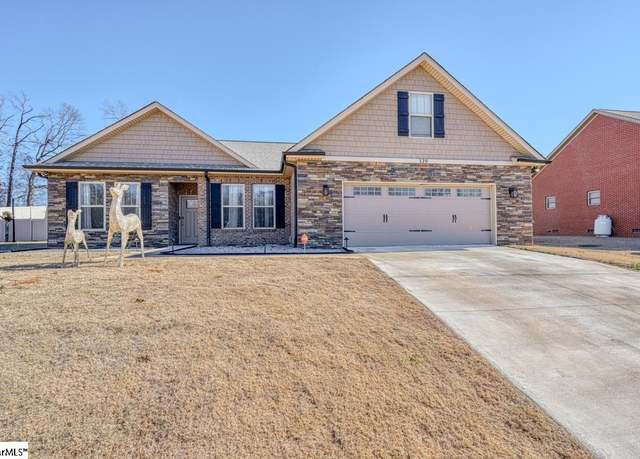 Property at 139 Floyd Meadow Dr, Inman, SC 29349, 3 beds, 2 baths
