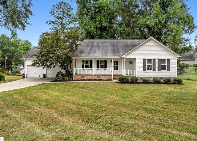 Property at 3113 Pinehurst Ln, Anderson, SC 29621, 3 beds, 2 baths