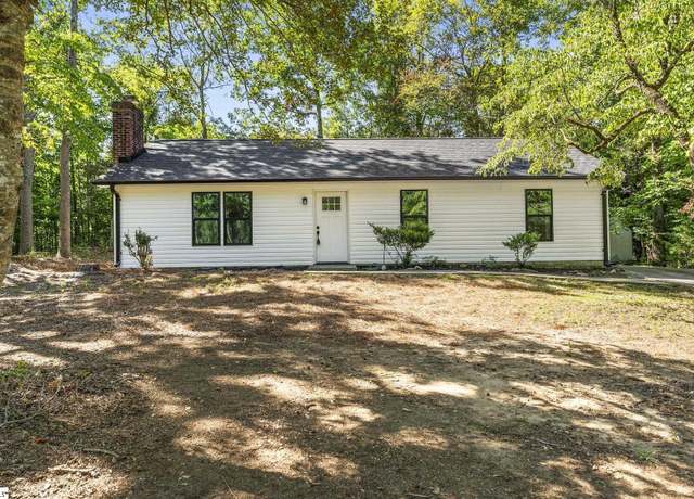 Property at 134 Quail Haven Dr, Easley, SC 29642, 3 beds, 2 baths