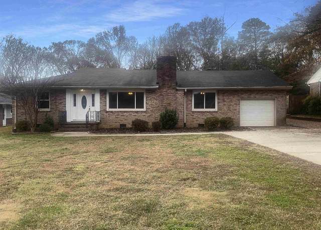 Property at 137 Batesview Dr, Greenville, SC 29607, 3 beds, 2 baths