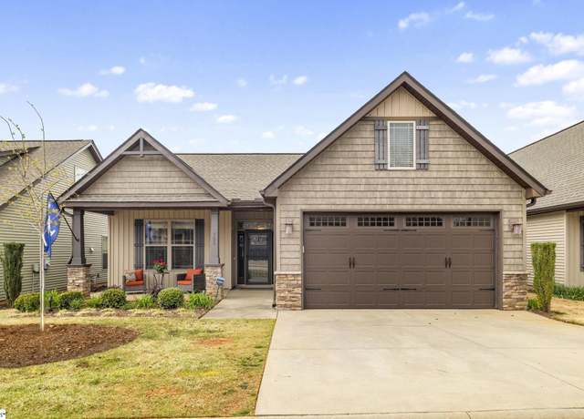 Property at 703 Cannongate Dr, Greer, SC 29650, 3 beds, 2 baths
