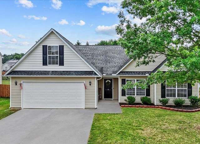 Property at 30 Brisbane Dr, Fountain Inn, SC 29644, 3 beds, 2 baths
