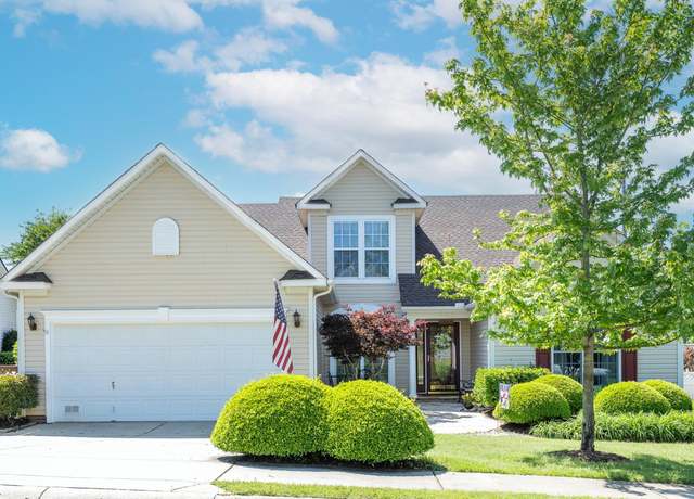 Property at 603 Buttermilk Ct, Simpsonville, SC 29681, 4 beds, 3 baths