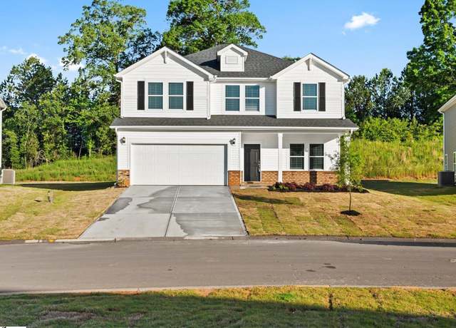 Property at 221 Maxwell Dr, Easley, SC 29642, 4 beds, 2.5 baths