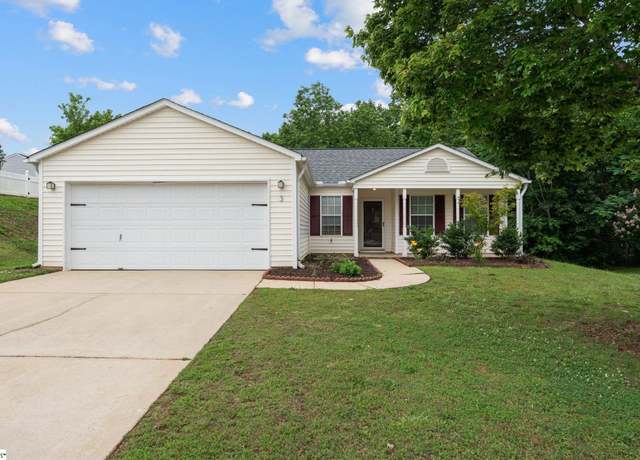 Property at 3 Alewine Ct, Taylors, SC 29687, 4 beds, 2 baths