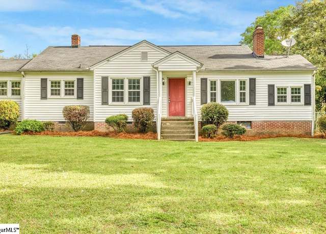 Property at 2014 Cherokee Rd, Williamston, SC 29697, 3 beds, 3 baths