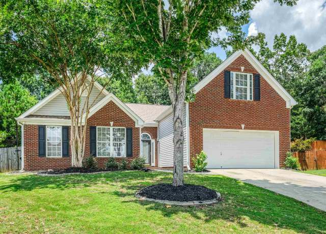 Property at 16 Glenbow Ct, Simpsonville, SC 29680, 4 beds, 2 baths
